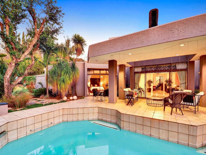 Hotel Le Petit Fillan Sandton Esterno foto